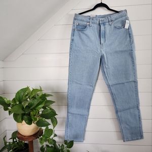 GAP Mom Jean High Rise Tall